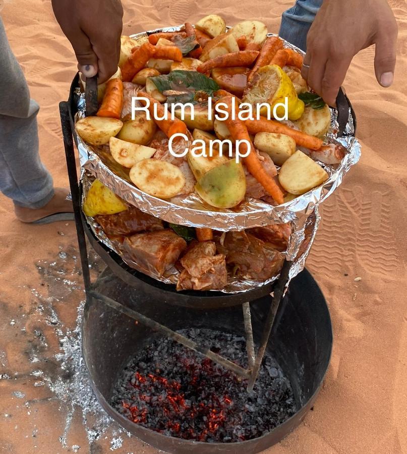 Desert Island Camp 와디럼 외부 사진